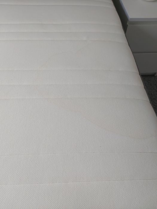 Cama de Casal IKEA Hemnes c/ possibilidade de incluir colchão