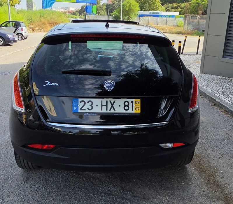 Lancia Delta Platino