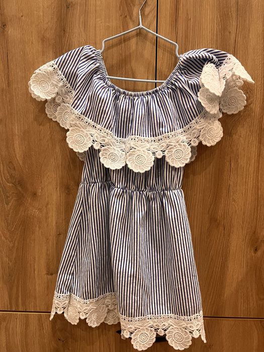 Пакет одягу на 4-5 років. H&M Взуття