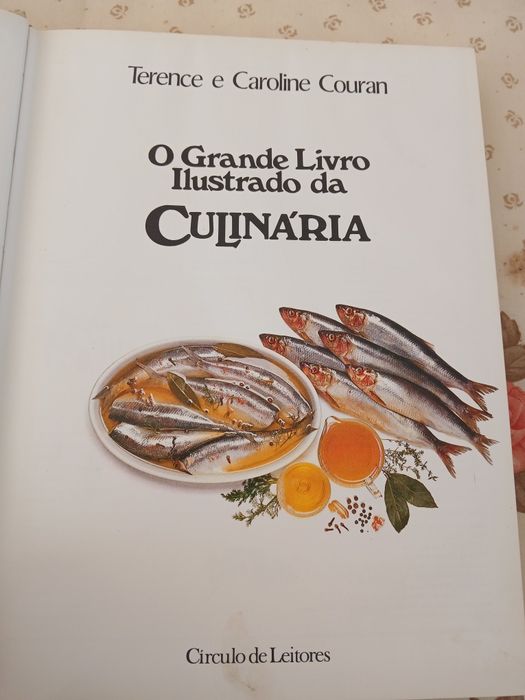 O Grande Livro Ilustrado da Culinaria
Maio de 1982
Com 1454 páginas