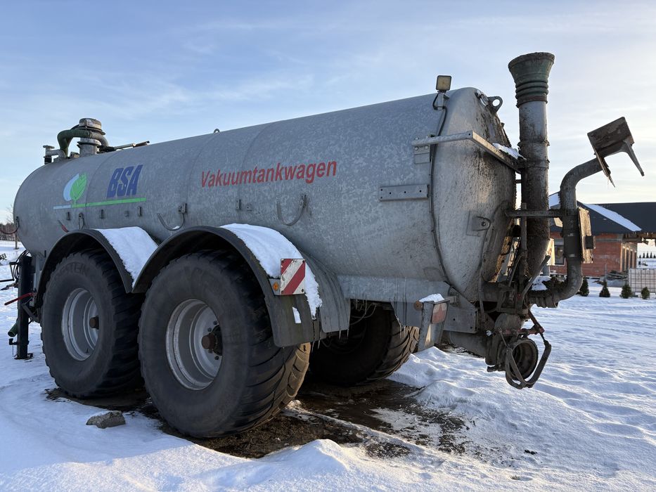 Beczkowóz Bauer BSA 18500 litrów ramię ssące turbonapełniacz