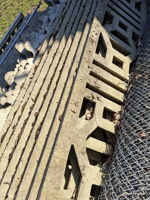 Płot betonowy z rozbiórki