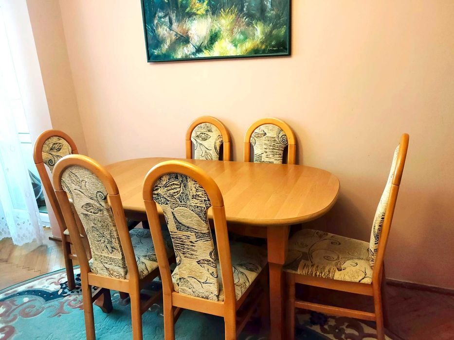 Sprzedam stół rozkładany + 6 krzeseł