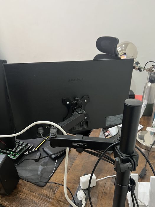 Monitores samsung com braço