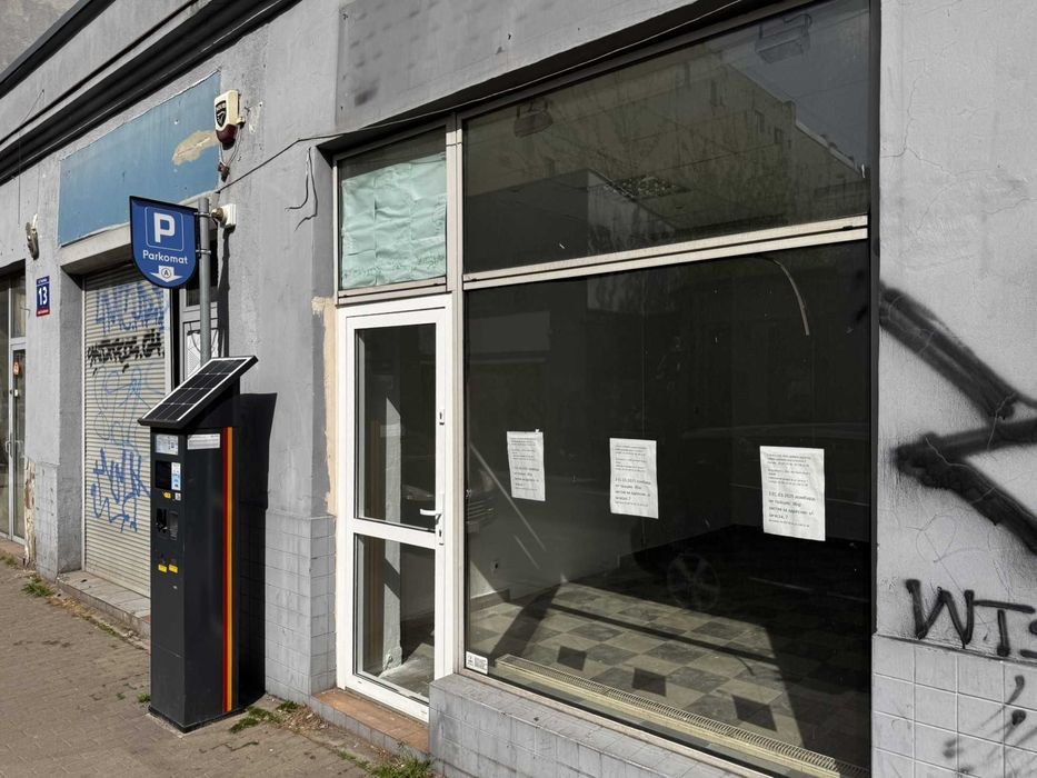Parterowy Lokal Usługowo-Handlowy 35 m² z Witryną i Reklamą w Cenie