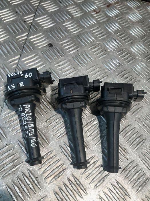 Cewka Zapłonowa Volvo  S60 2.5  9125601 0221604001