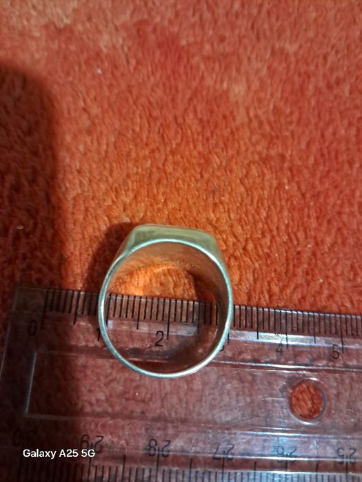 Продам кольце серебро