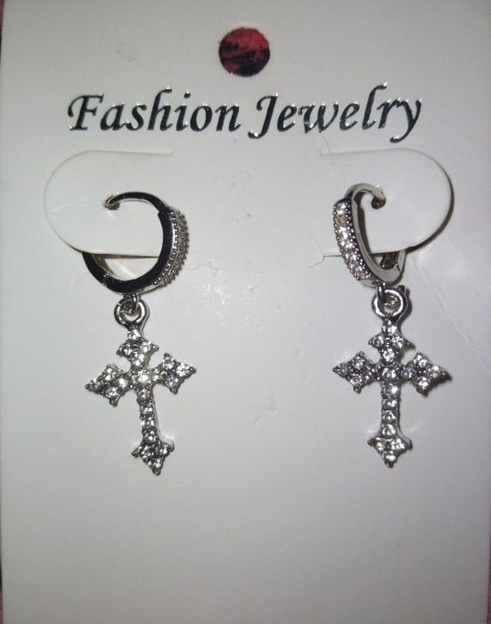 Сережки з хрестом
