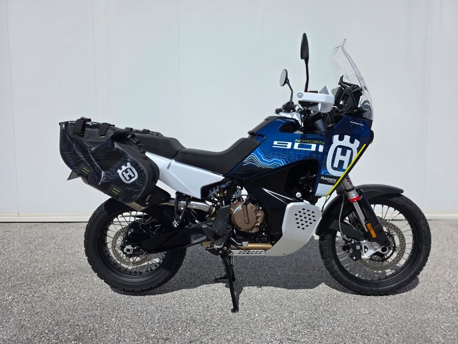 Husqvarna Norden 901 EXPEDITION