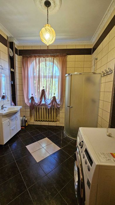 Продаж будинку-бункер 250м  Гореничі! Киів  10 хв!