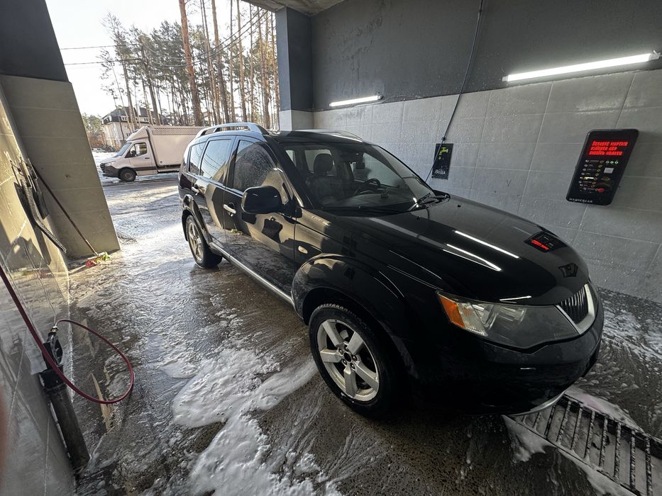 Автомобіль Mitsubishi Outlander XL 2008