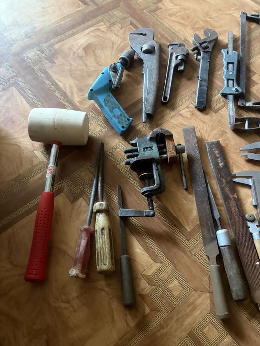 Гаражный инструмент