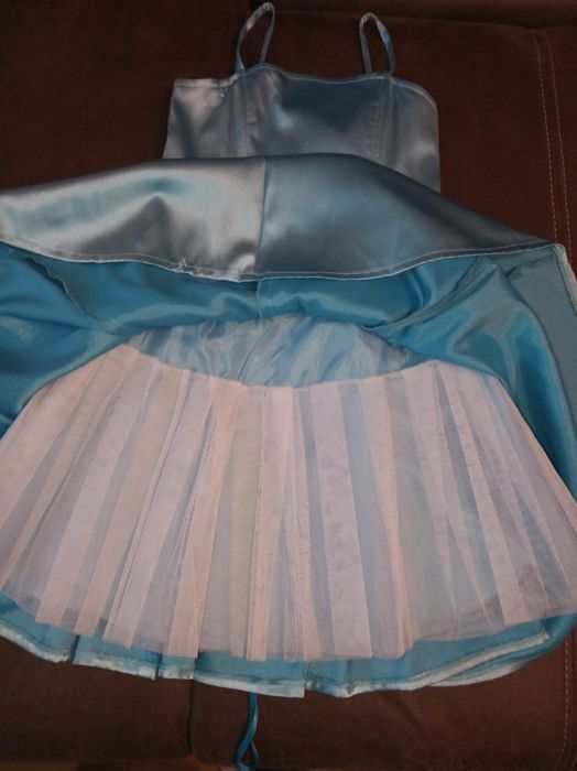 Костюм "Сніжинки" чи "Снігуроньки". Сукня для дівчинки.