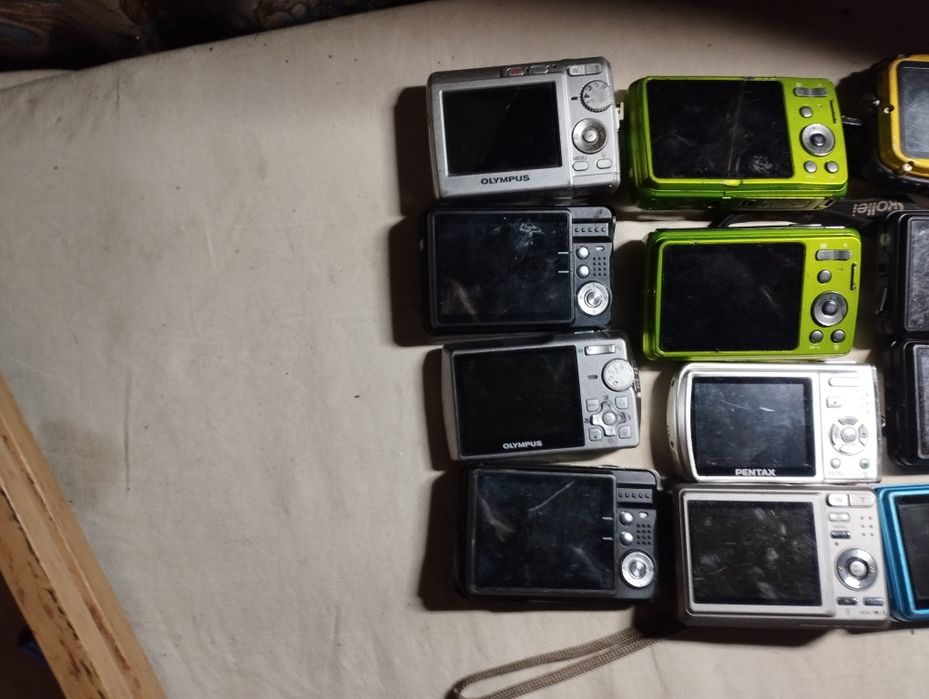 Фотоапарати цифрові неробочі