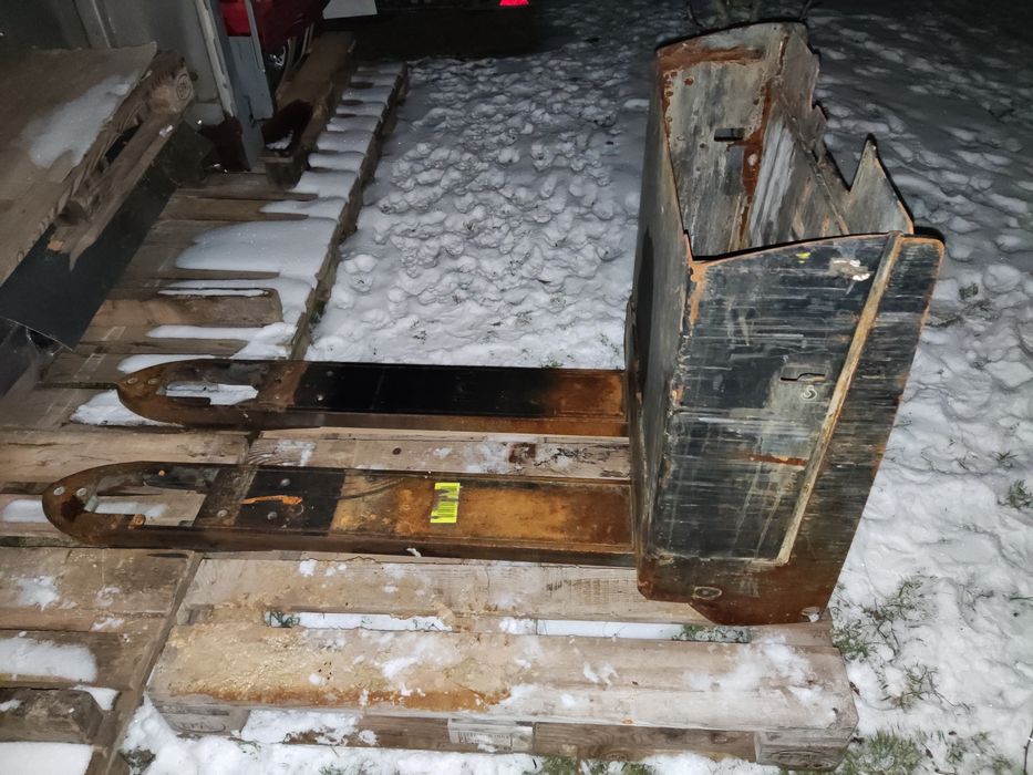 Widły do przerobienia do np.traktora, 120cm, oryginalne spawy toyota