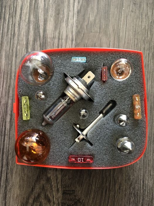 Kit lampadas e fúsiveis Seat original