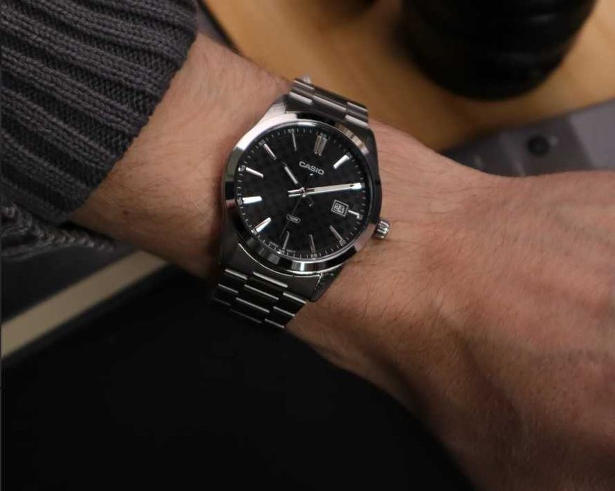 Casio MTP-VD03D-1A — стильний годинник на щодень