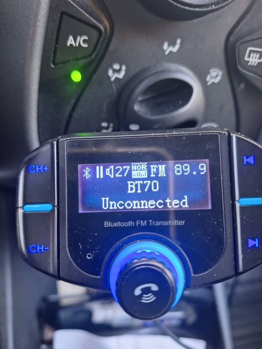 Transmiter samochodowy FM