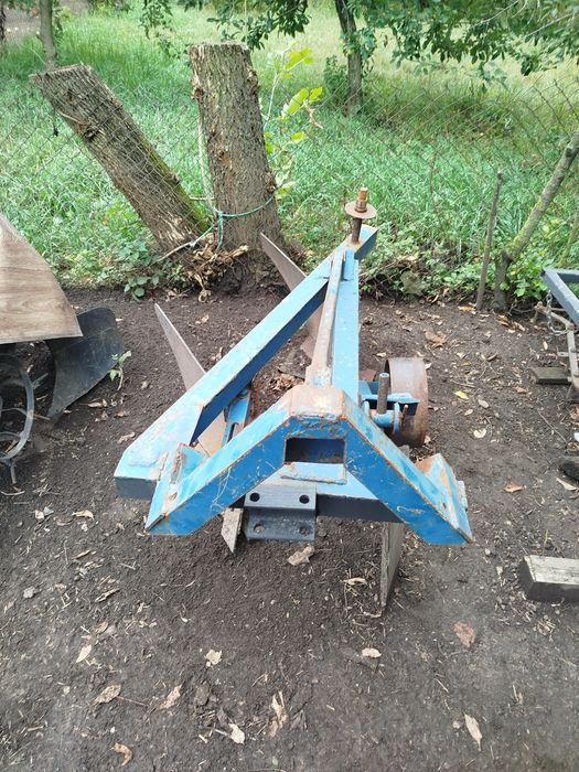 Продам плуг до мото трактора міні трактора