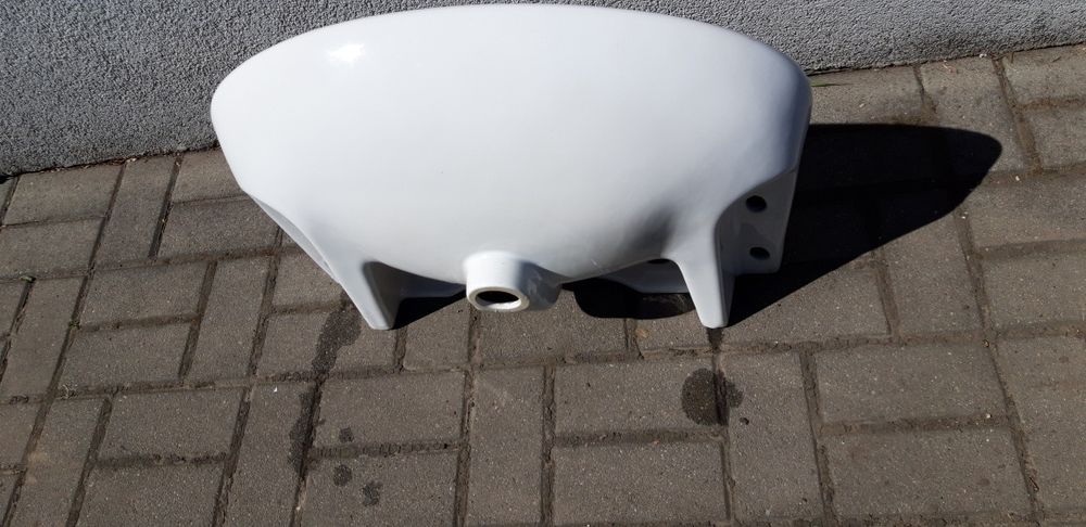 Umywalka 60/42,5cm super stan