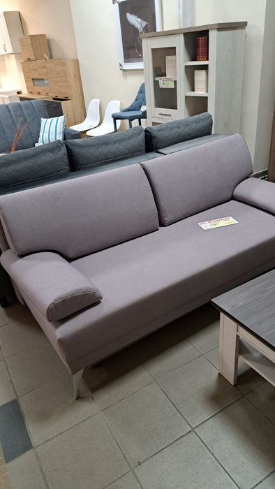 Usługi Tapicerskie Bytom do 20% Taniej Tapicer / Renowacja i Naprawy