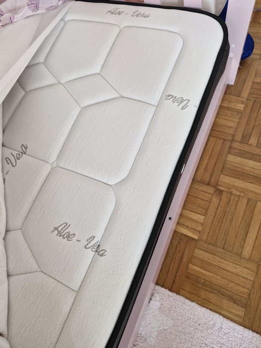 Cama montessori Rosa