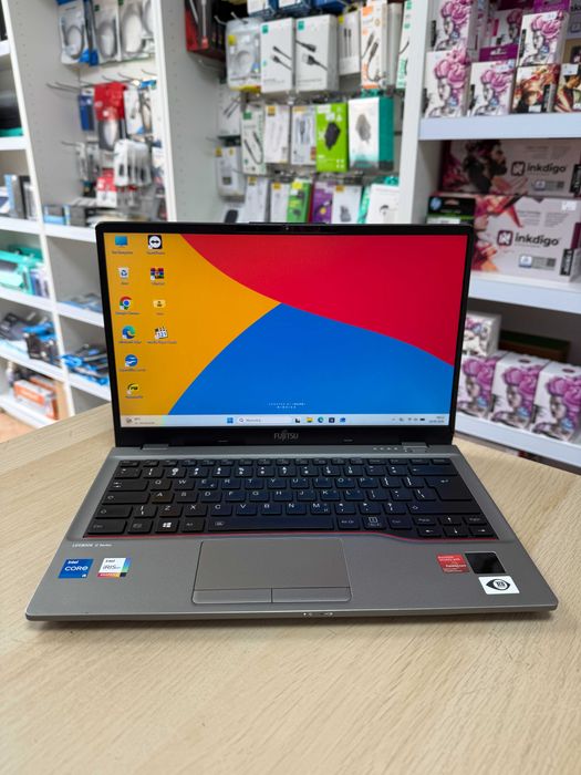 FUJITSU LifeBook U7411 Intel Core i5-1135G7|16GB|256GB SSD|14"FHD