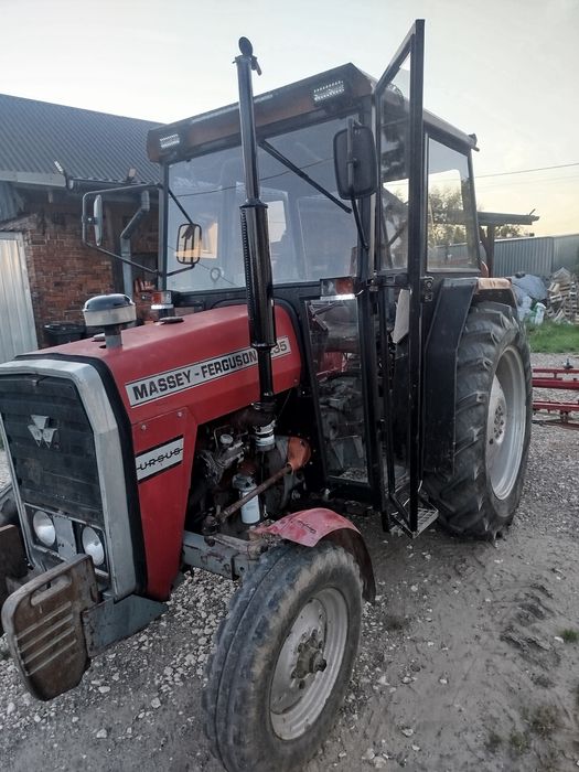 Massey Ferguson 235