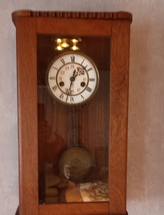 маятниковые часы Густава Беккера