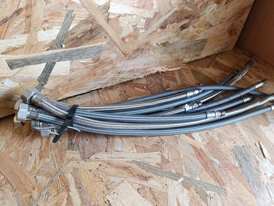 Various construction materials64738119876225125