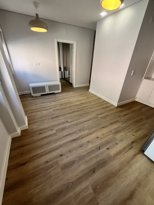 JK CARPINTARIA - Instalação de pavimento flutuante e vinílico