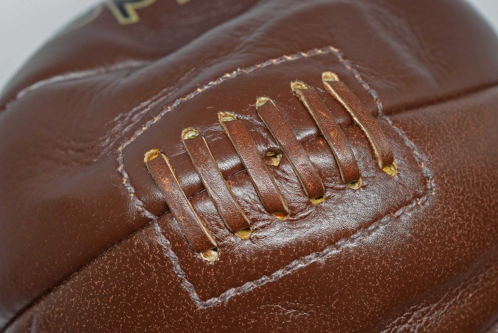Adidas Pelias 1904 Edição Comemorativa 100º Aniversário da FIFA