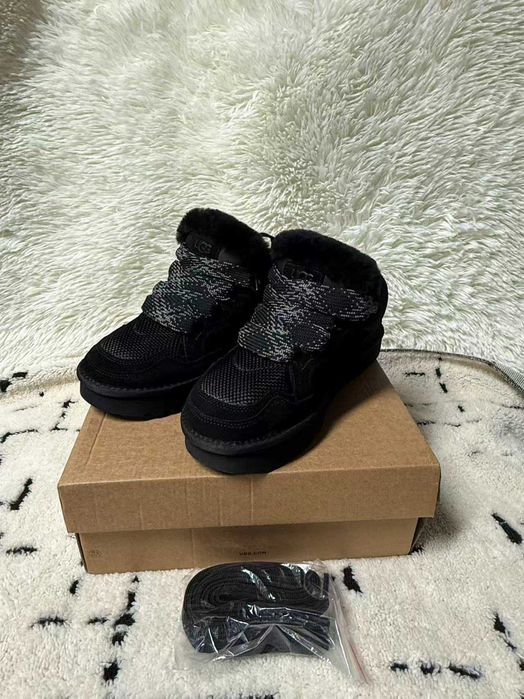 UGG Lowmel Black r.39