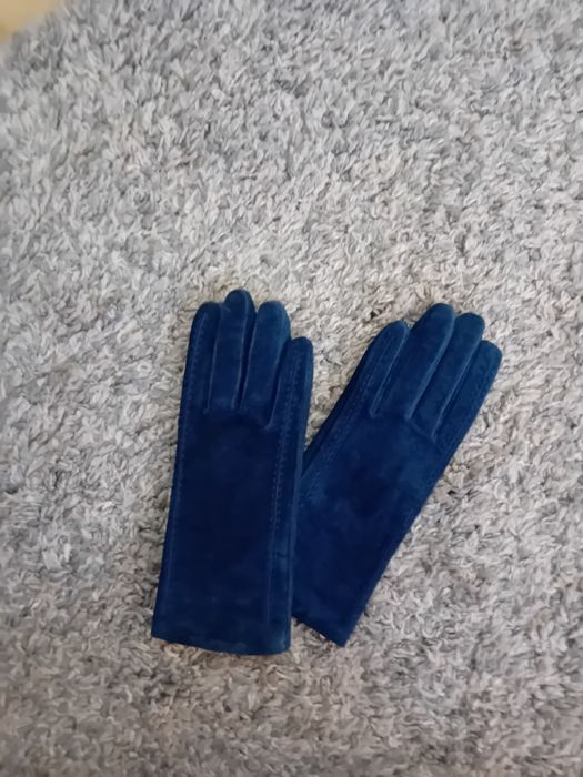 Doskonałej jakości skórzane rękawiczki damskie