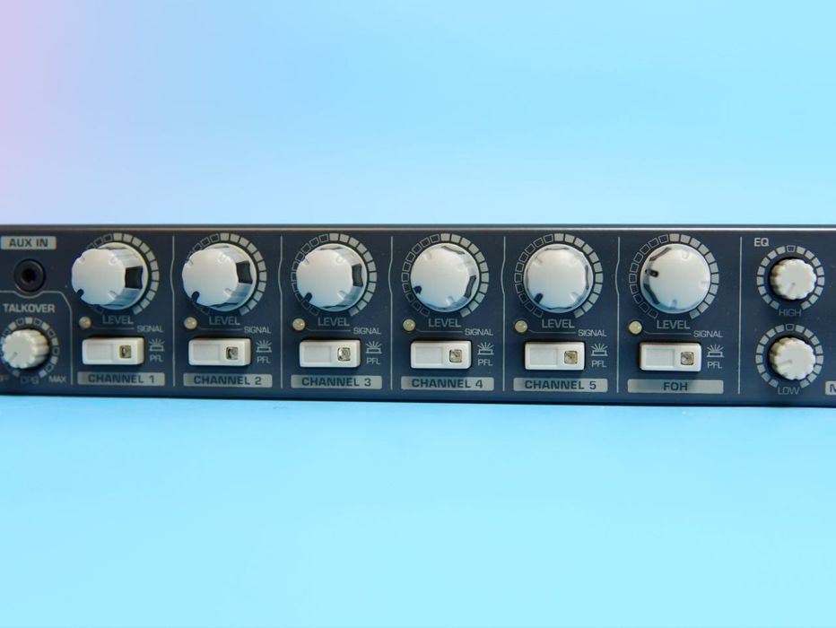 Двухзонный микшер HILL AUDIO ZPR2620v2 с 6 стереовходами