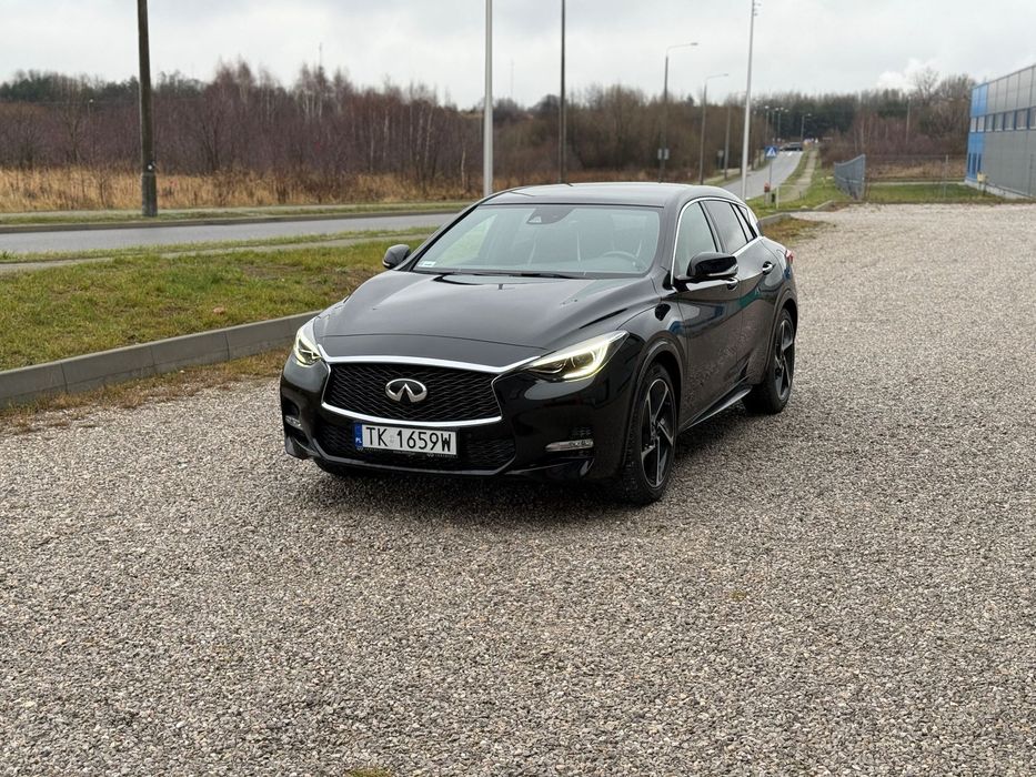 Infiniti Q30 Infiniti Q30 156 KM | niski przebieg | 4x4 | panorama