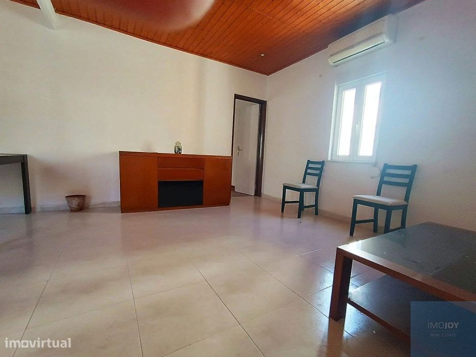 Apartamento T2 com vista Rio no Dafundo em Oeiras