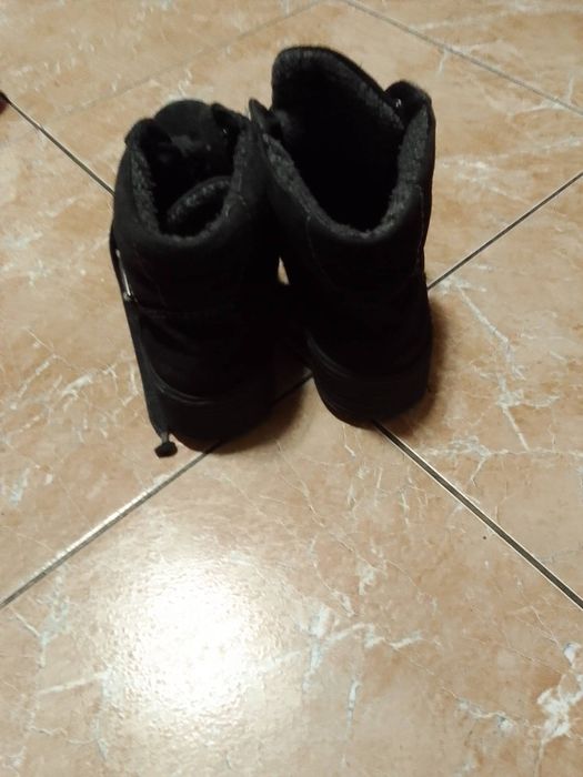Czarne botki zamszowe