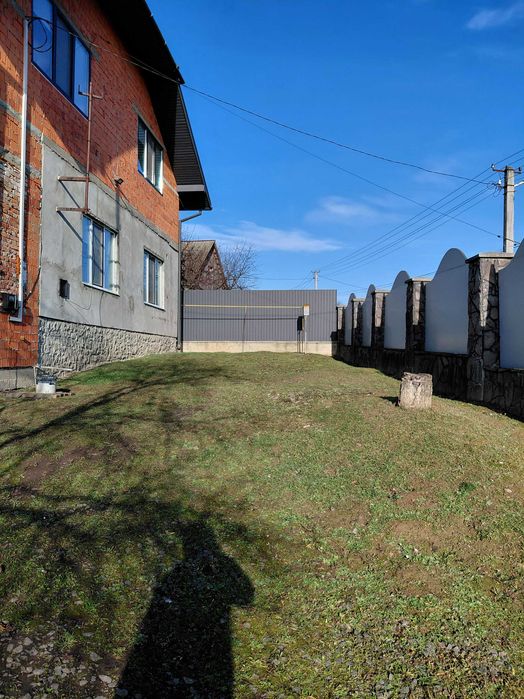 Просторий будинок в 9 км.від Мукачева