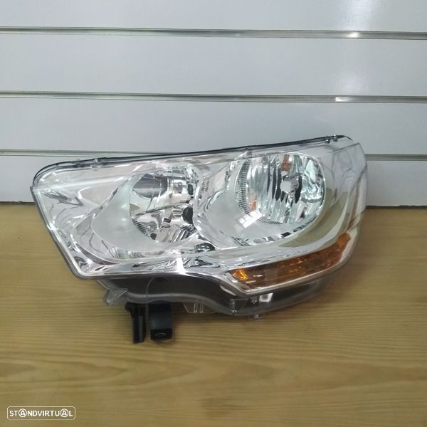 Farol Citroen C4 modelo: 2010 até 2017 novo