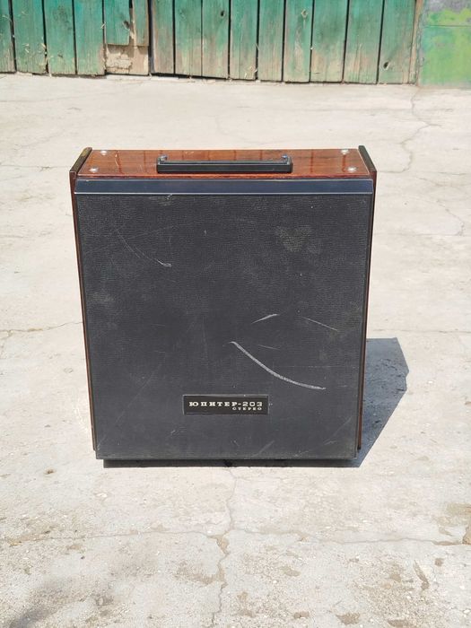 Юпітер 203 Стерео – для поціновувачів ретро техніки. У гарному стані.