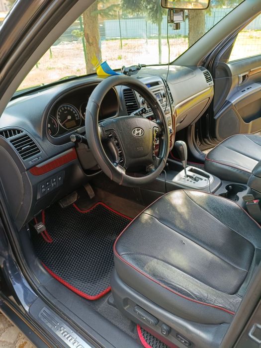 Продам Hyundai Santa Fe 2007 г