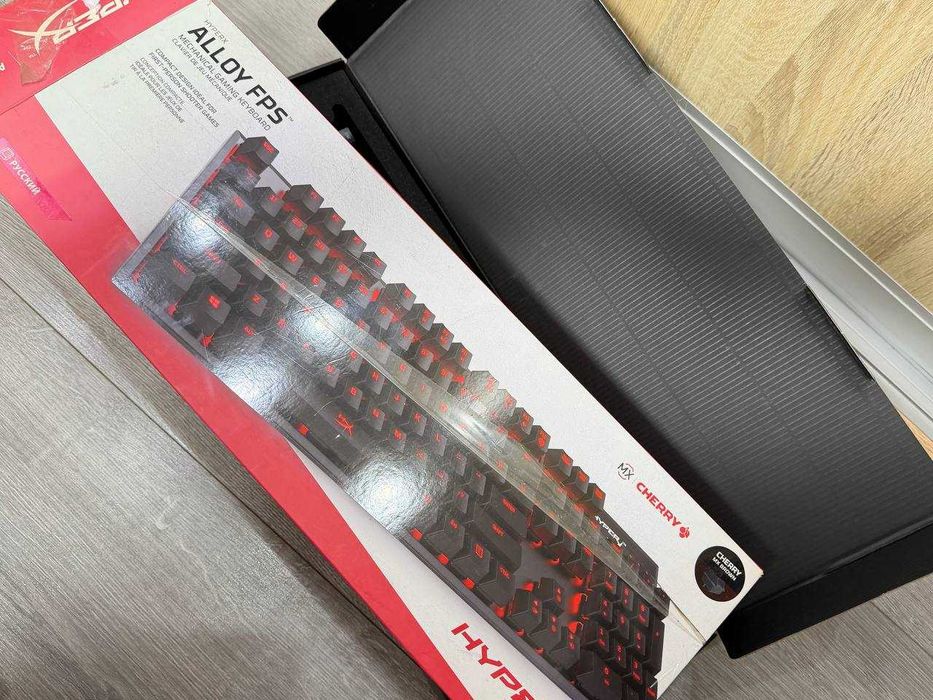Механічна клавіатура hyperX alloy FPS