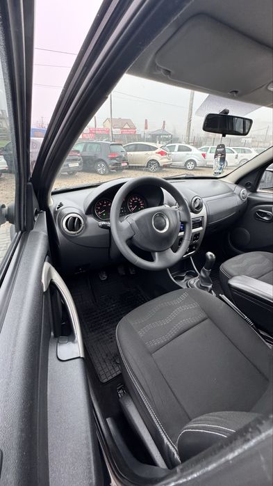 Dacia Sandero StapWay Дача СтепВей 2010 р 1,6 бенз 5 МКПП НЕ ФАРБОВАНА