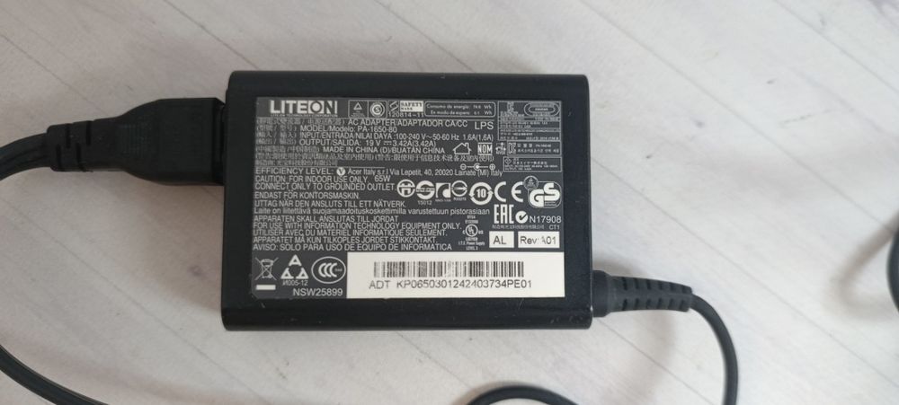 Acer оригінал LiteOn Pa-1650-80 3*1мм 19V 3.42A 65W блок живлення