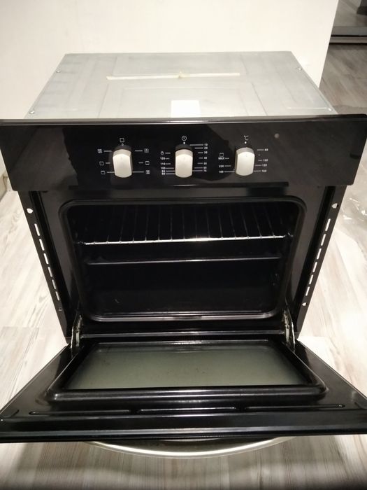 Духова шафа електрична, Духовка Піраміда PIRAMIDA