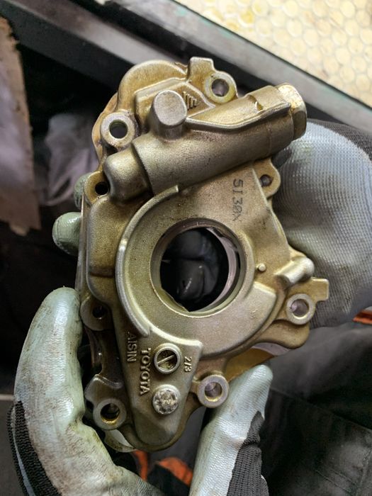 Маслонасос Toyota Avensis 2005 1.8