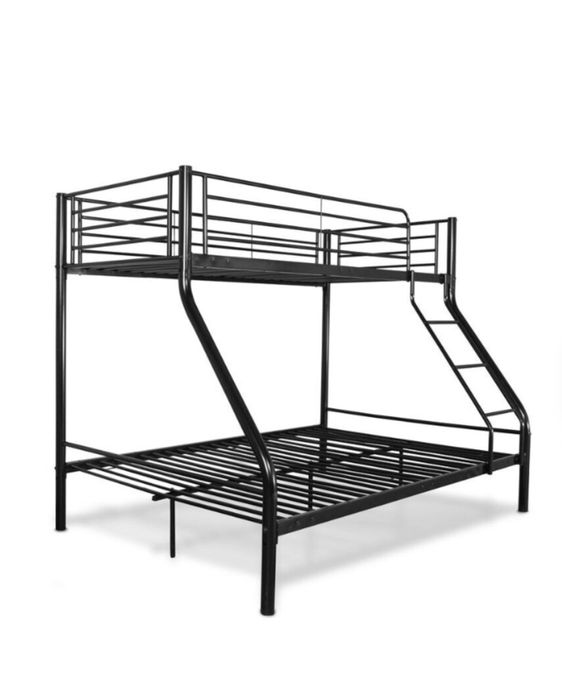 Beliche com cama de casal e individual