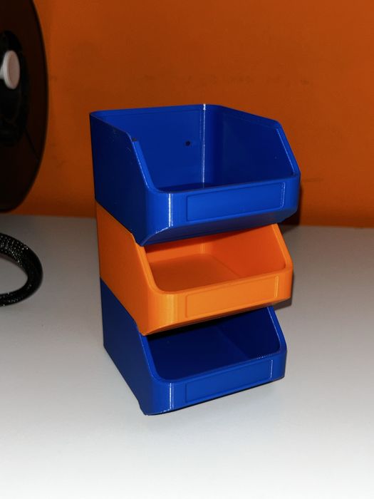 Segregatory/pojemniki na srubki/male czesci