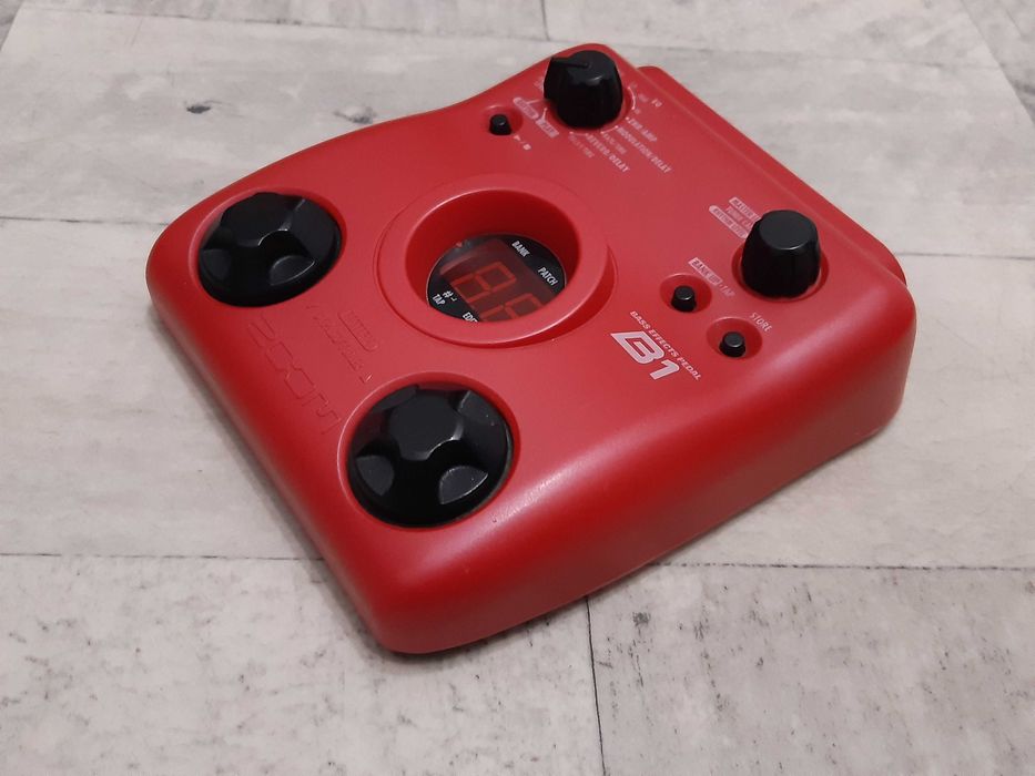 Multi-efekt Basowy ZOOM B1 X-efekty-perkusja- wysyłka lub dodam Gratis